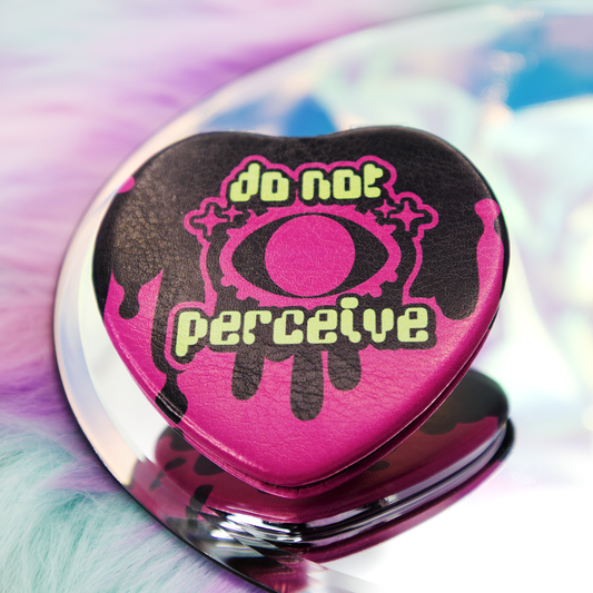 Do Not Perceive Heart-Shaped Compact Mirror